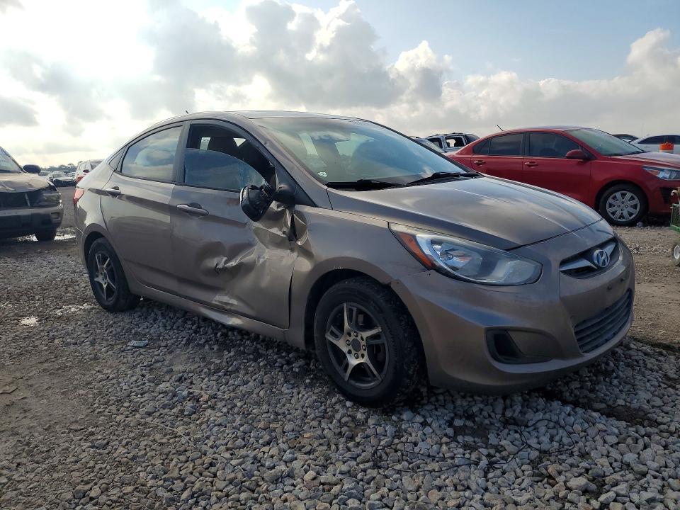 2014 Hyundai Accent მანქანა იყიდება აუქციონზე, vin: KMHCT4AE1EU750685, აუქციონის ნომერი: 55425826