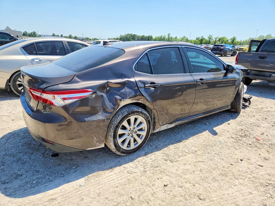 2020 Toyota Camry მანქანა იყიდება აუქციონზე, vin: 4T1L11AK3LU301001, აუქციონის ნომერი: 53616846