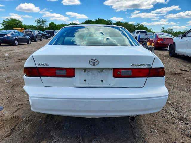 1998 Toyota Camry მანქანა იყიდება აუქციონზე, vin: 4T1BG22K1WU826156, აუქციონის ნომერი: 53810196