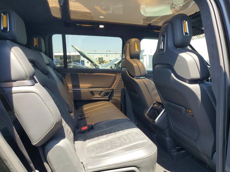 55606546 :رقم المزاد ، 7PDSGABL1NN001954 vin ، 2022 Rivian R1s مزاد بيع