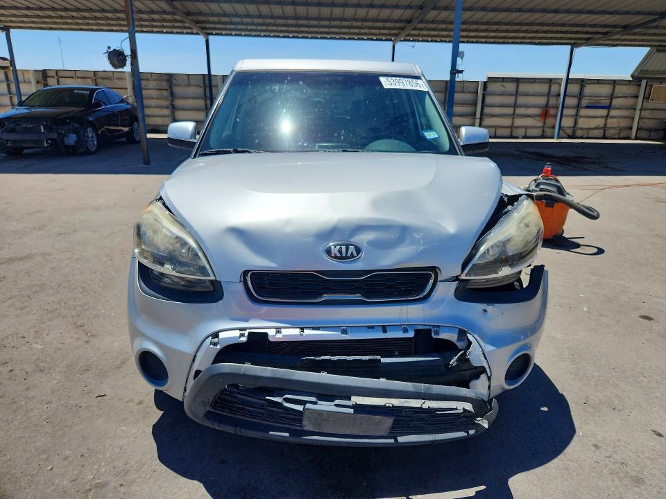53997856 :رقم المزاد ، KNDJT2A68D7577141 vin ، 2013 Kia Soul مزاد بيع