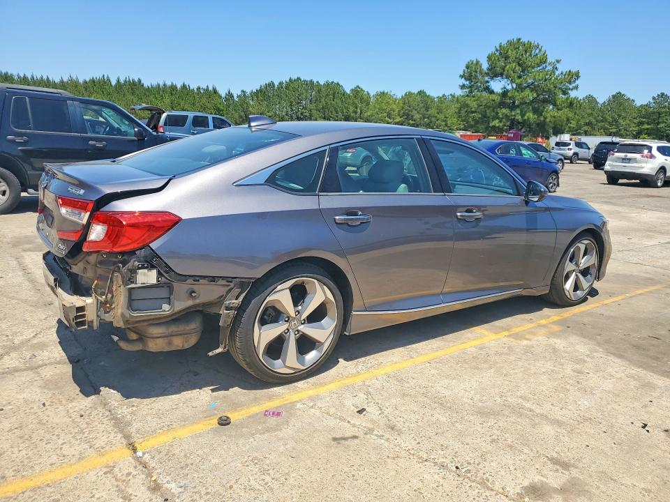 2018 Honda Accord მანქანა იყიდება აუქციონზე, vin: 1HGCV2F9XJA021872, აუქციონის ნომერი: 54223926
