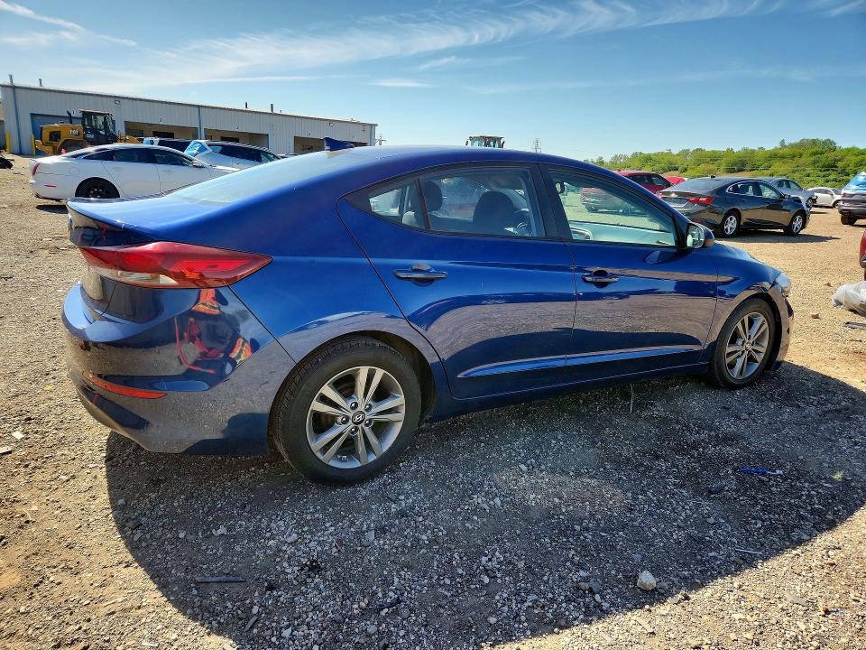 2017 Hyundai Elantra მანქანა იყიდება აუქციონზე, vin: 5NPD84LF9HH156618, აუქციონის ნომერი: 54176976