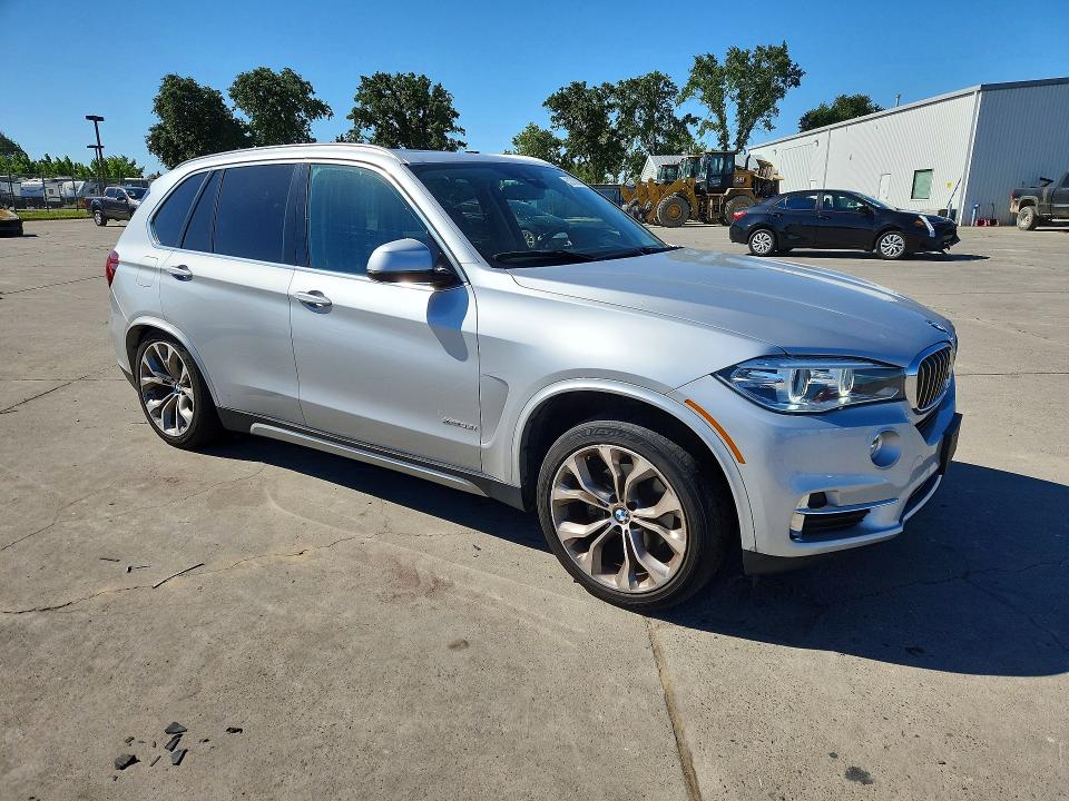 52703836 :رقم المزاد ، 5UXKR0C51F0P09520 vin ، 2015 Bmw X5 مزاد بيع
