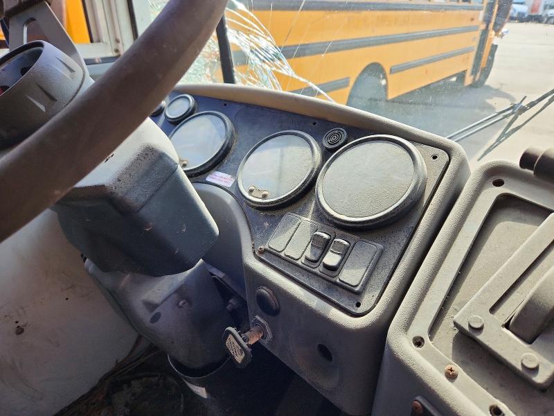 2008 Blub School Bus მანქანა იყიდება აუქციონზე, vin: 1BABHCPA08F254005, აუქციონის ნომერი: 52397206
