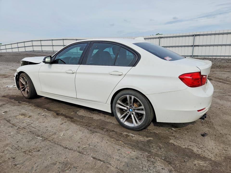 2015 Bmw 328 მანქანა იყიდება აუქციონზე, vin: WBA3A5G5XFNS86957, აუქციონის ნომერი: 52762766