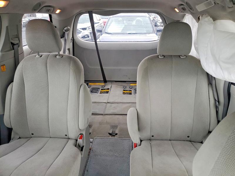 2012 Toyota Sienna მანქანა იყიდება აუქციონზე, vin: 5TDZK3DC9CS177297, აუქციონის ნომერი: 51796686