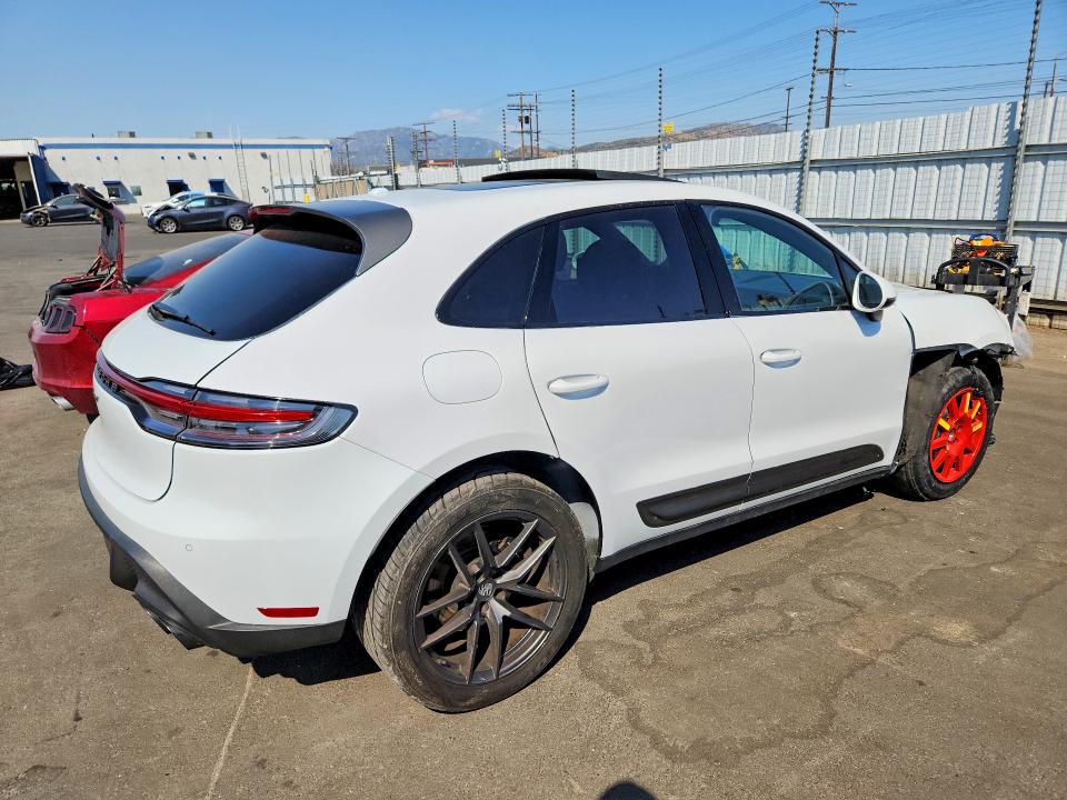 Auction sale of the 2023 Porsche Macan, vin: WP1AA2A59PLB16411, lot number: 54670206