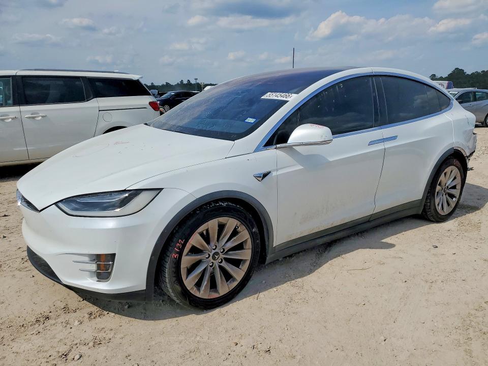 55145466 :رقم المزاد ، 5YJXCBE23HF045684 vin ، 2017 Tesla Model X مزاد بيع