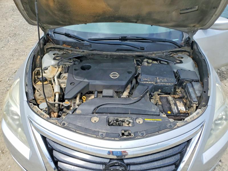 2015 Nissan Altima მანქანა იყიდება აუქციონზე, vin: 1N4AL3AP6FC576715, აუქციონის ნომერი: 53269936