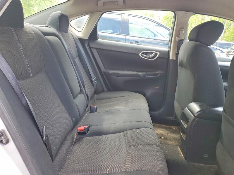 2014 Nissan Sentra მანქანა იყიდება აუქციონზე, vin: 3N1AB7APXEL665701, აუქციონის ნომერი: 54695106