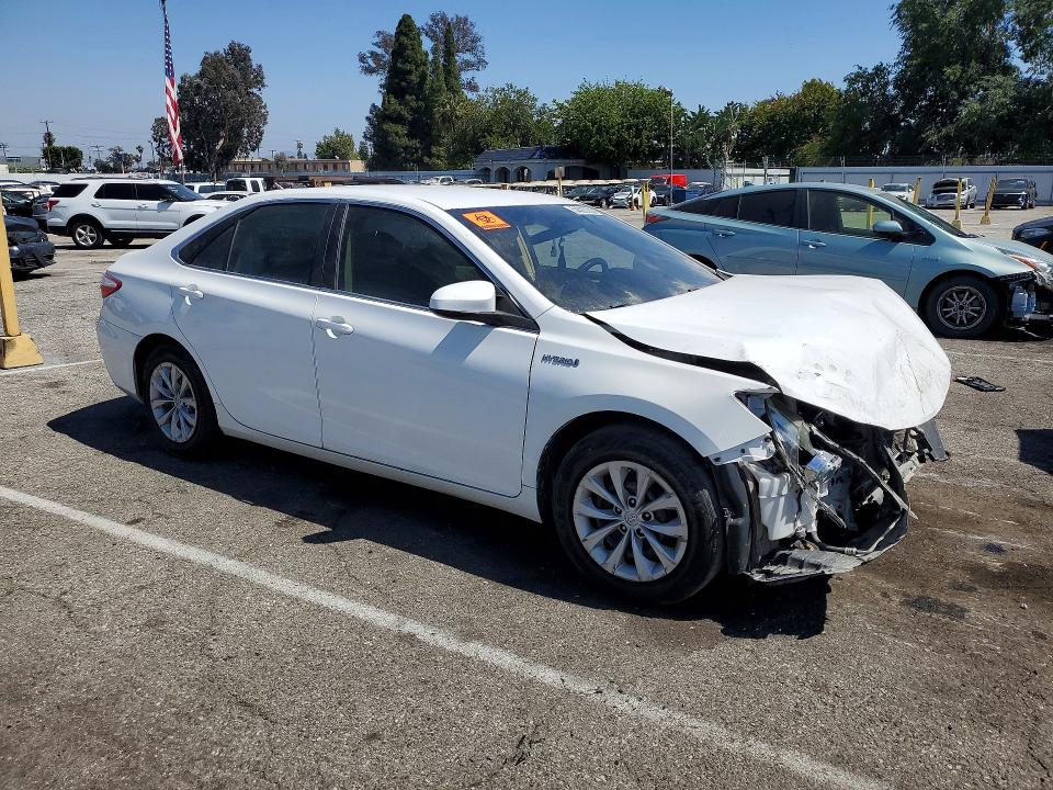 2015 Toyota Camry Hybrid მანქანა იყიდება აუქციონზე, vin: 4T1BD1FK3FU174444, აუქციონის ნომერი: 54303786