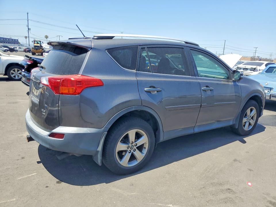 Продажа на аукционе авто 2015 Toyota Rav4, vin: 2T3RFREV1FW261298, номер лота: 51569436
