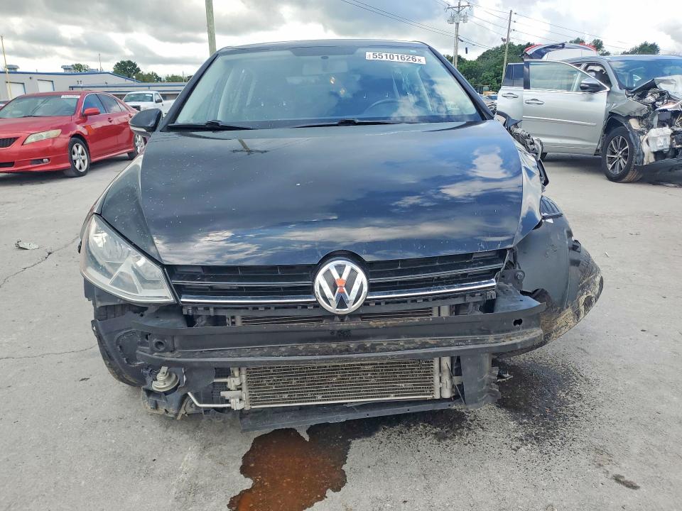 55101626 :رقم المزاد ، 3VW217AU3HM057332 vin ، 2017 Volkswagen Golf مزاد بيع