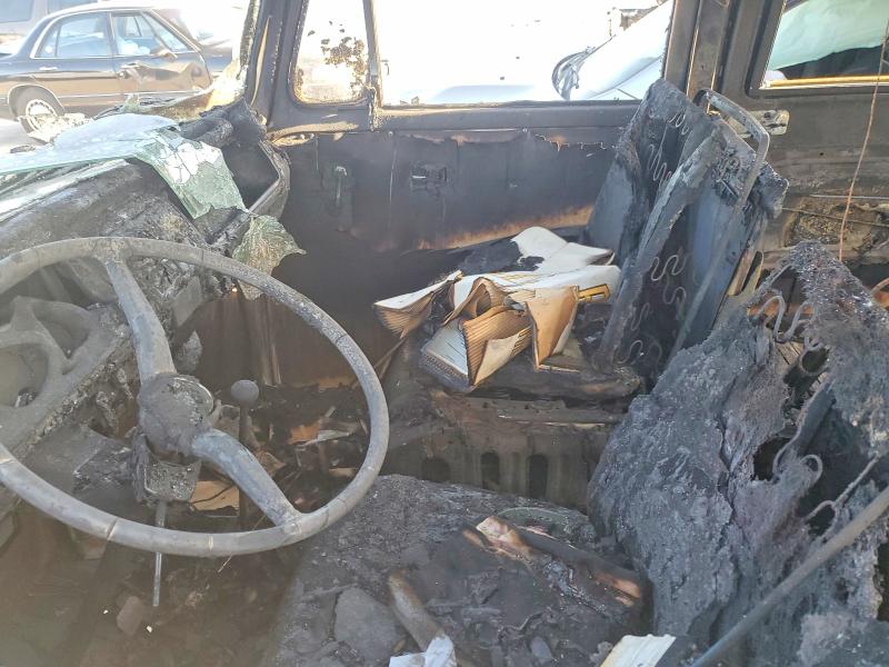 53057086 :رقم المزاد ، 2312269369 vin ، 1971 Volkswagen Tran مزاد بيع