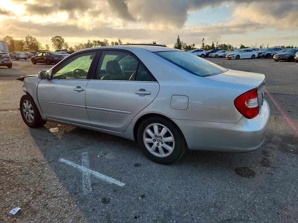 54890066 :رقم المزاد ، 4T1BE30K22U588584 vin ، 2002 Toyota Camry مزاد بيع