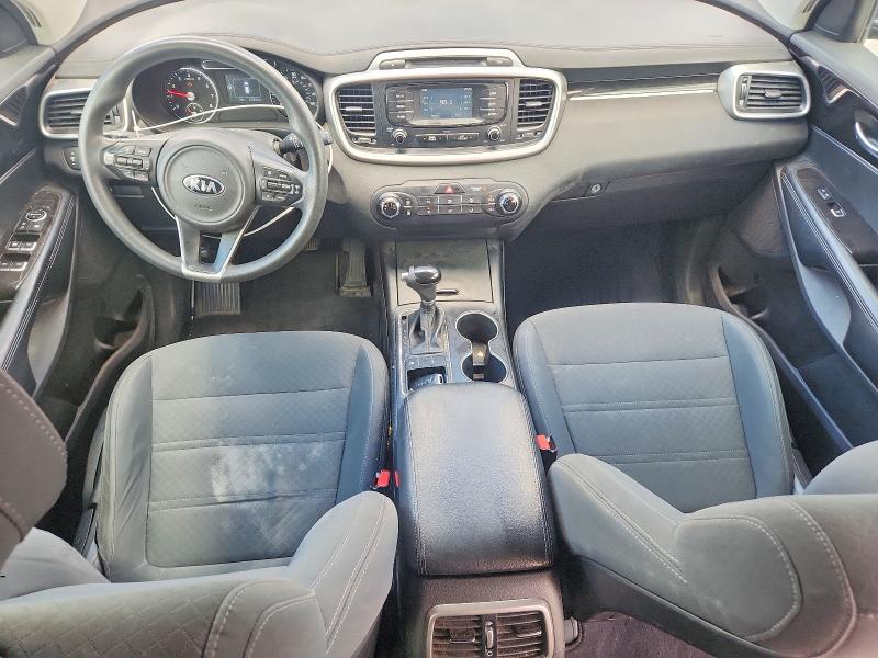 55446456 :رقم المزاد ، 5XYPG4A59HG225115 vin ، 2017 Kia Sorento مزاد بيع