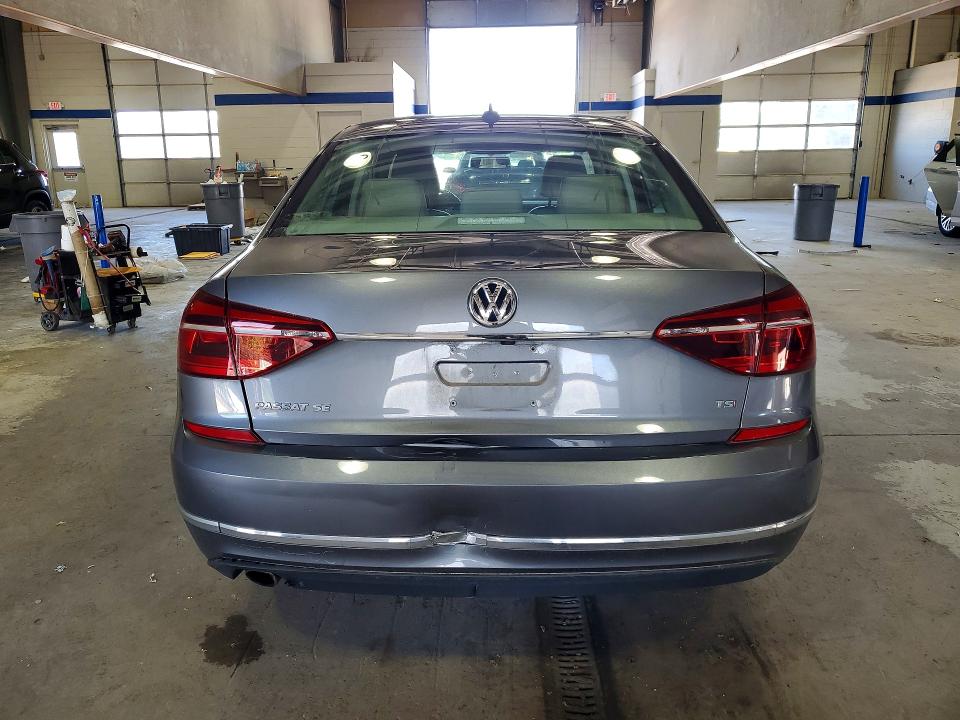 Продажа на аукционе авто 2017 Volkswagen Passat, vin: 1VWBT7A36HC067405, номер лота: 52842386