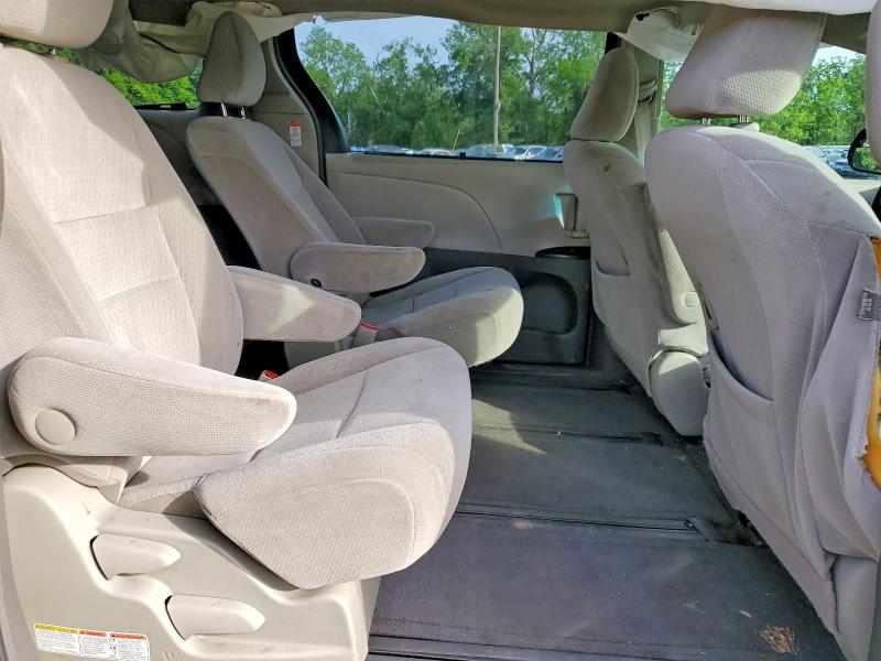 Продажа на аукционе авто 2015 Toyota Sienna, vin: 5TDJK3DCXFS114811, номер лота: 54537296