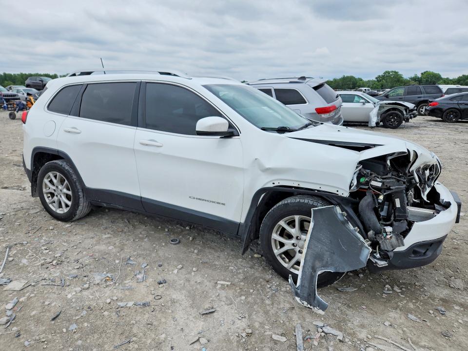53669636 :رقم المزاد ، 1C4PJLCS8HW669507 vin ، 2017 Jeep Cherokee مزاد بيع