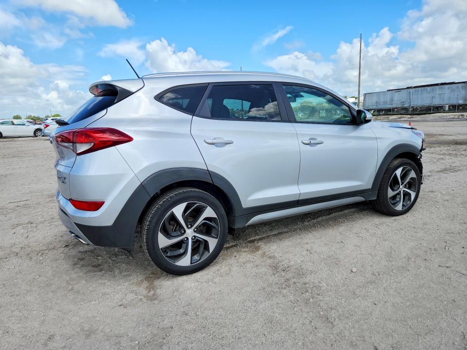 2017 Hyundai Tucson მანქანა იყიდება აუქციონზე, vin: KM8J3CA29HU301797, აუქციონის ნომერი: 53813166