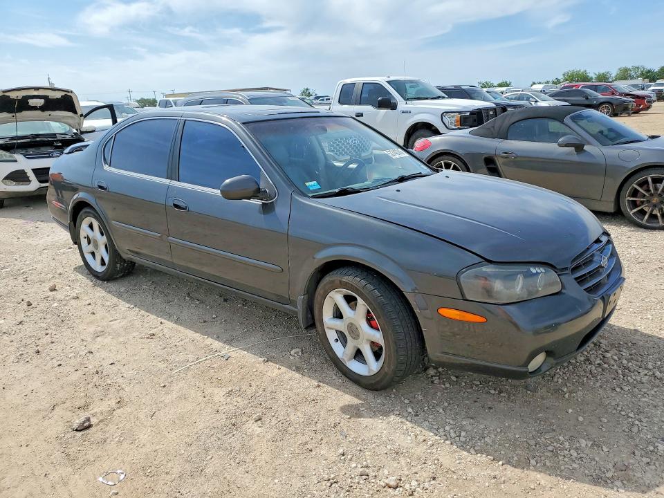 53740746 :رقم المزاد ، JN1CA31AXYT013631 vin ، 2000 Nissan Maxima مزاد بيع
