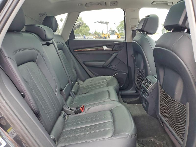 55015606 :رقم المزاد ، WA1ANAFY1J2010903 vin ، 2018 Audi Q5 مزاد بيع
