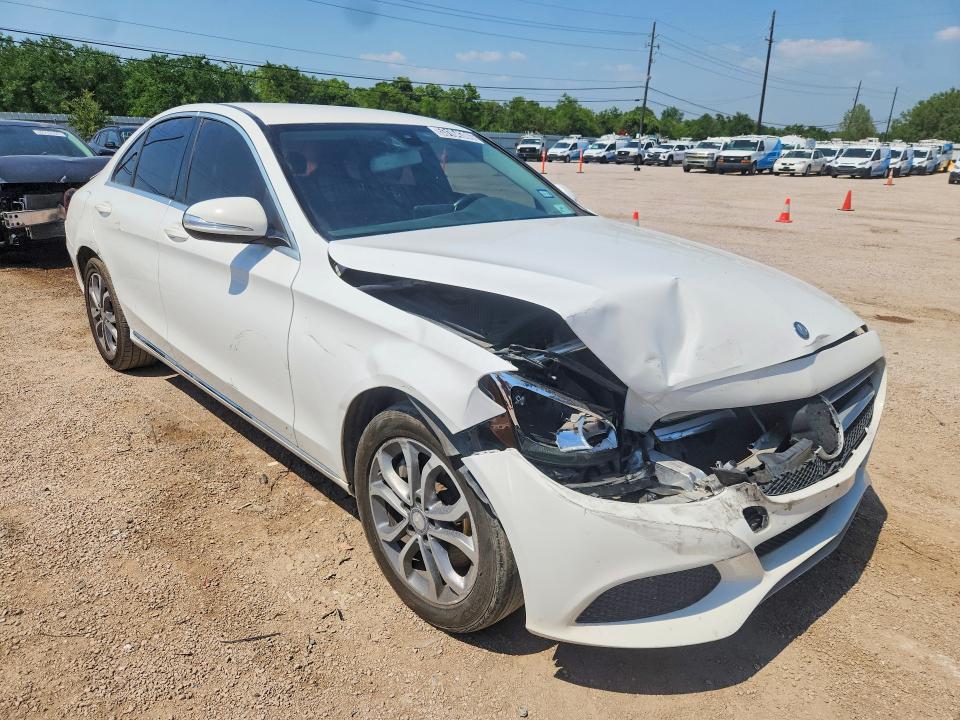 53164306 :رقم المزاد ، 55SWF4KB3FU025403 vin ، 2015 Mercedes-benz C مزاد بيع