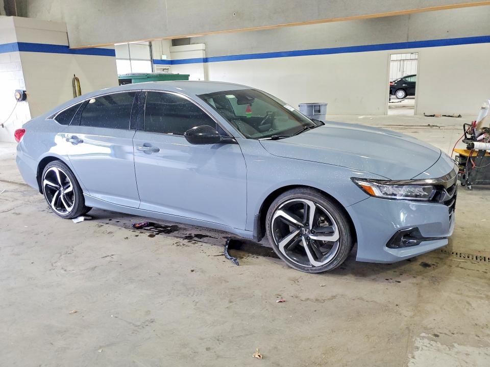 Продажа на аукционе авто 2022 Honda Accord, vin: 1HGCV1F34NA092450, номер лота: 52771026