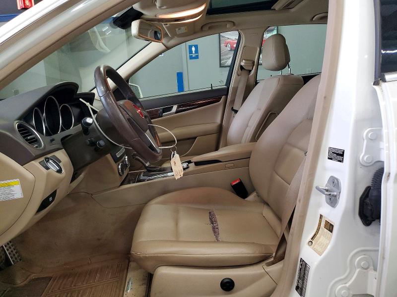 2013 Mercedes-benz C მანქანა იყიდება აუქციონზე, vin: WDDGF8AB4DR256161, აუქციონის ნომერი: 55099236