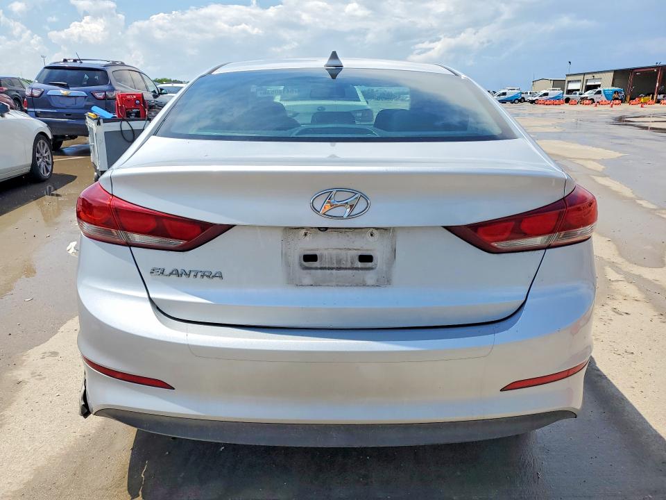 2018 Hyundai Elantra მანქანა იყიდება აუქციონზე, vin: KMHD84LF4JU586161, აუქციონის ნომერი: 54140536