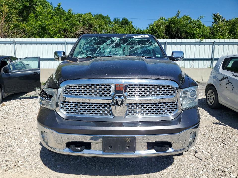 53514886 :رقم المزاد ، 1C6RR7NT7FS712938 vin ، 2015 Ram 1500 مزاد بيع