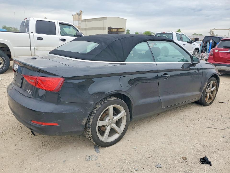 52370966 :رقم المزاد ، WAU7FLFFXF1039589 vin ، 2015 Audi A3 مزاد بيع