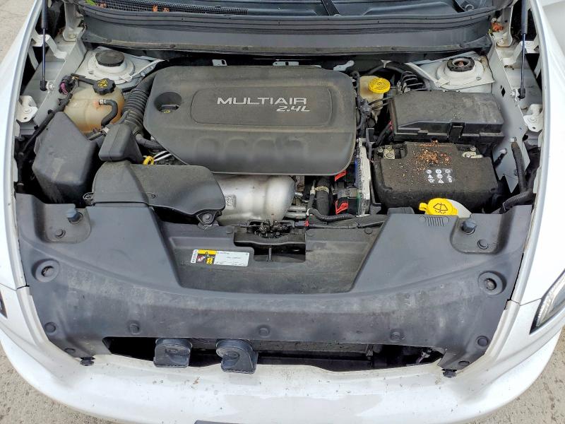 53568216 :رقم المزاد ، 1C4PJLCB1HW643928 vin ، 2017 Jeep Cherokee مزاد بيع