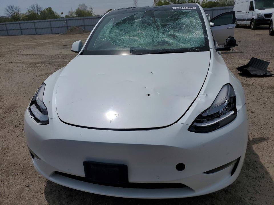 53213906 :رقم المزاد ، 7SAYGAEE8PF583103 vin ، 2023 Tesla Model Y مزاد بيع