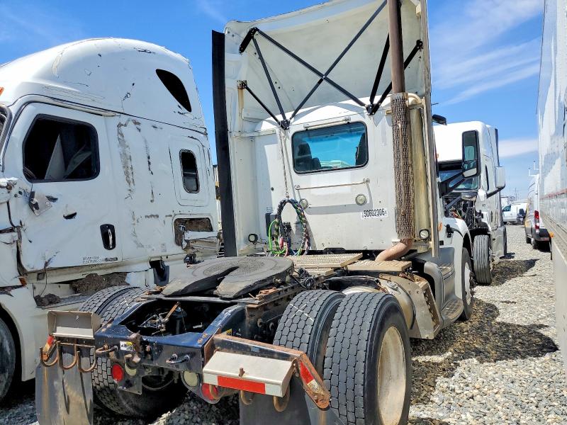50602306 :رقم المزاد ، 1XPBA48X7HD428486 vin ، 2017 Peterbilt 579 مزاد بيع