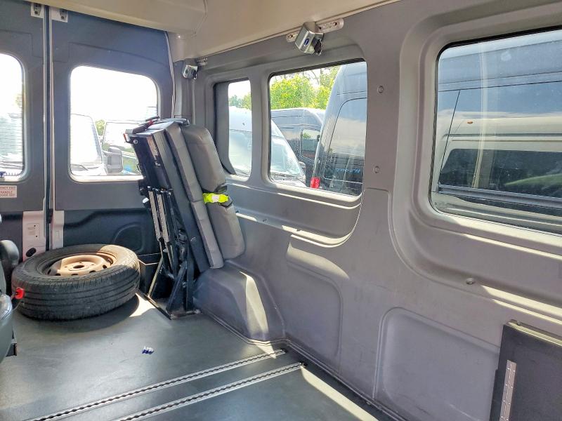 53468836 :رقم المزاد ، 1FTBW2XM1HKB48833 vin ، 2017 Ford Transit مزاد بيع