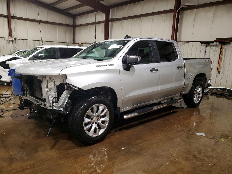 Auction sale of the 2019 Chevrolet Silverado, vin: 3GCPYBEH1KG127582, lot number: 52661856