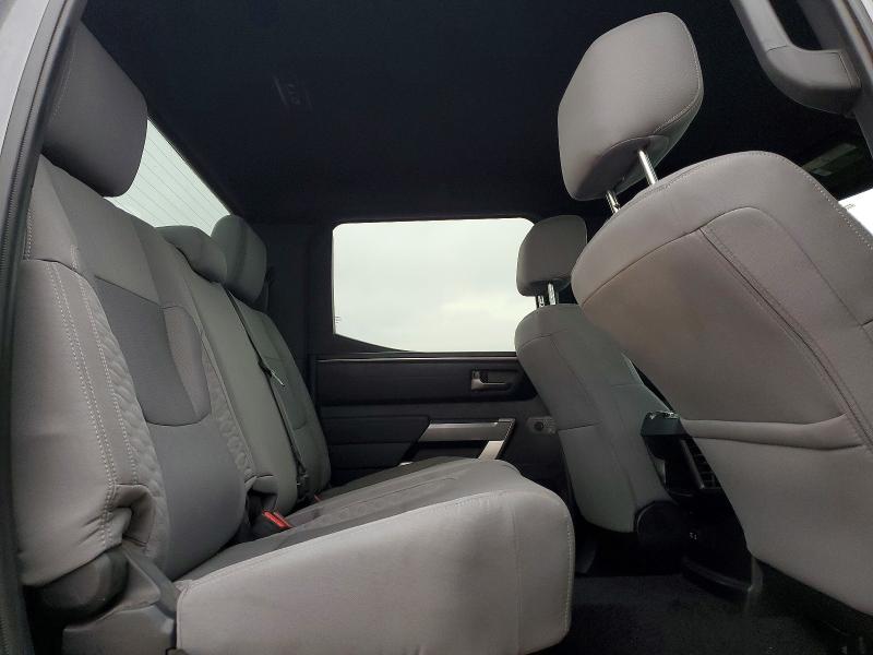 Продаж на аукціоні авто 2025 Toyota Tundra, vin: 5TFLA5DB4SX333492, номер лоту: 53801246