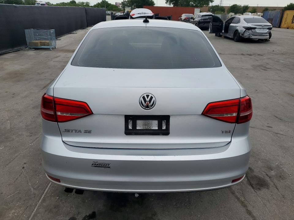 53459736 :رقم المزاد ، 3VWD17AJ2FM342647 vin ، 2015 Volkswagen Jetta مزاد بيع