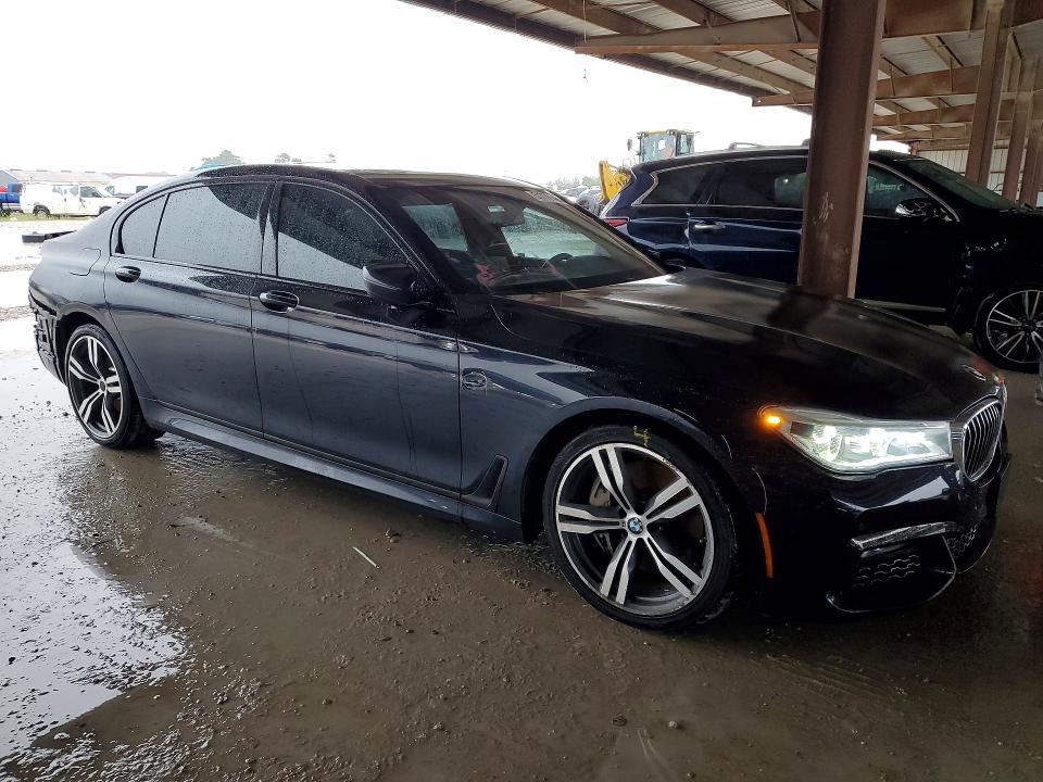 Продаж на аукціоні авто 2017 Bmw 750, vin: WBA7F0C32HGM21589, номер лоту: 51770146