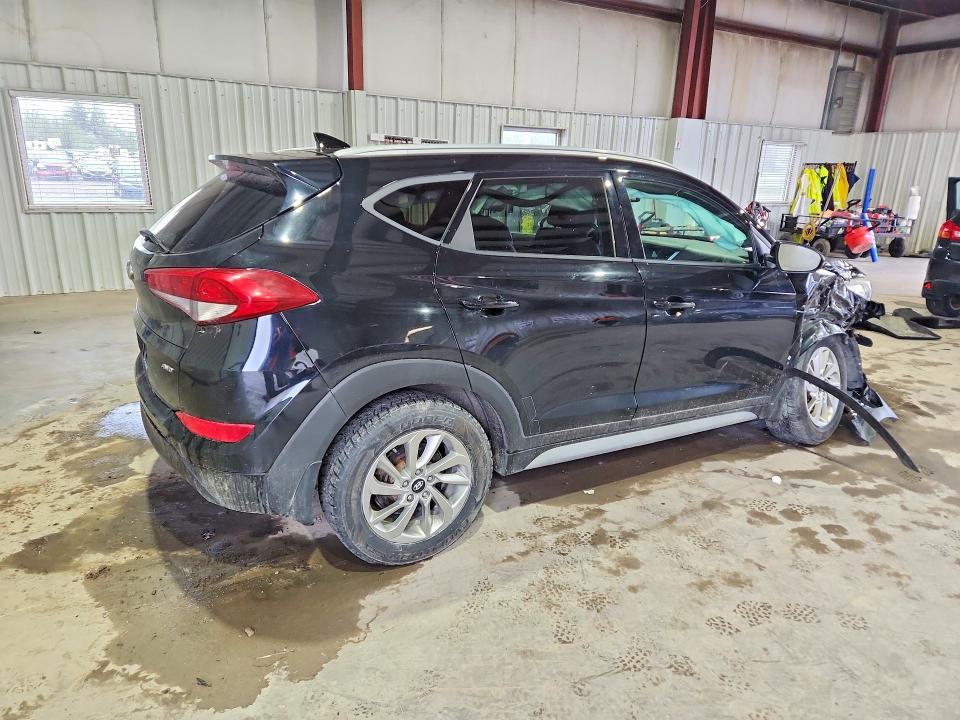 2017 Hyundai Tucson მანქანა იყიდება აუქციონზე, vin: KM8J3CA48HU457895, აუქციონის ნომერი: 52122676