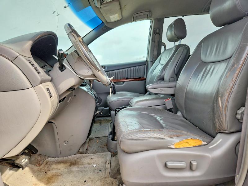 2004 Toyota Sienna მანქანა იყიდება აუქციონზე, vin: 5TDZA22C74S080813, აუქციონის ნომერი: 51830776