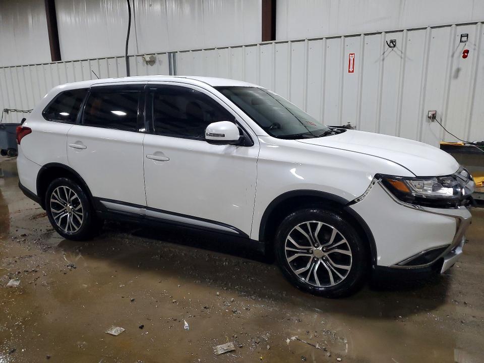 54662786 :رقم المزاد ، JA4AZ3A31GZ004773 vin ، 2016 Mitsubishi Outlander مزاد بيع