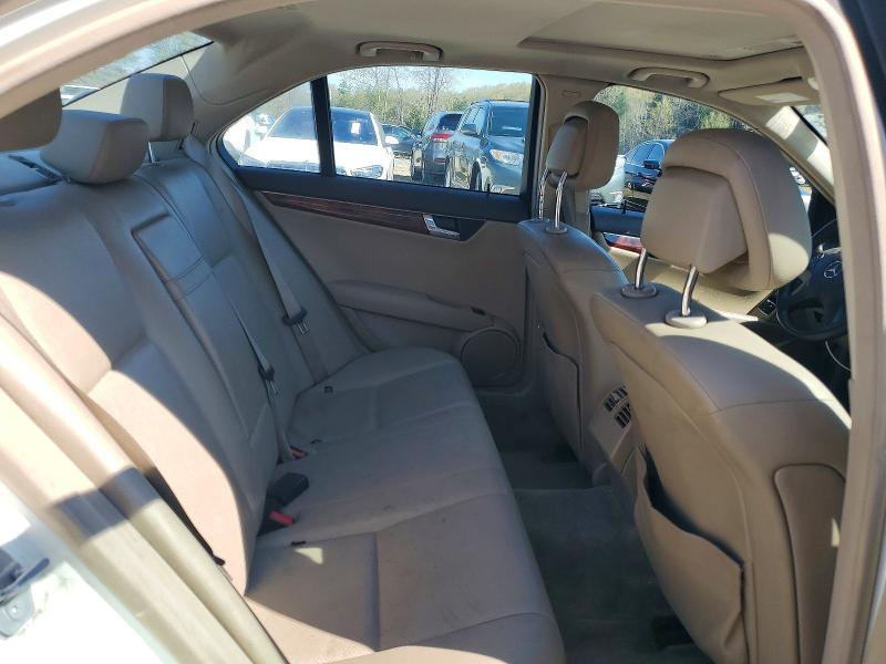 52124136 :رقم المزاد ، WDDGF8BB6AF490622 vin ، 2010 Mercedes-benz C مزاد بيع