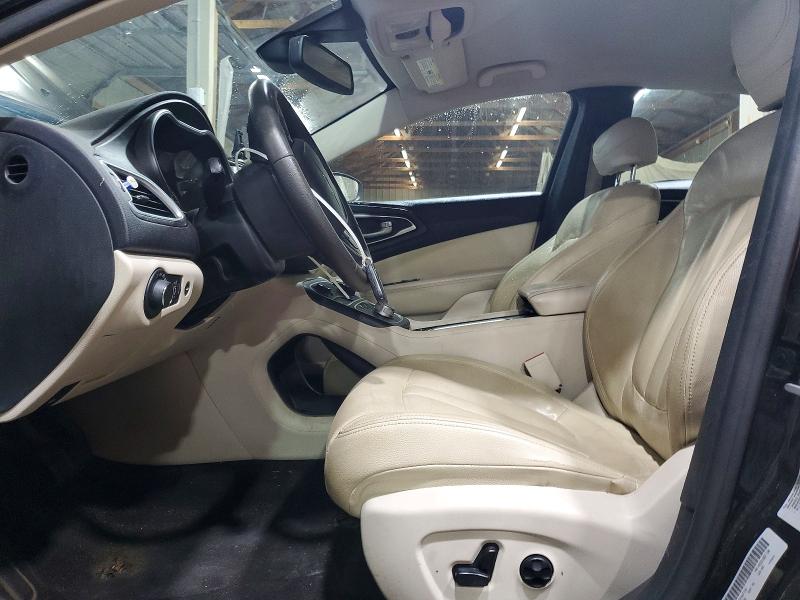 52542976 :رقم المزاد ، 1C3CCCAB2FN547194 vin ، 2015 Chrysler 200 مزاد بيع