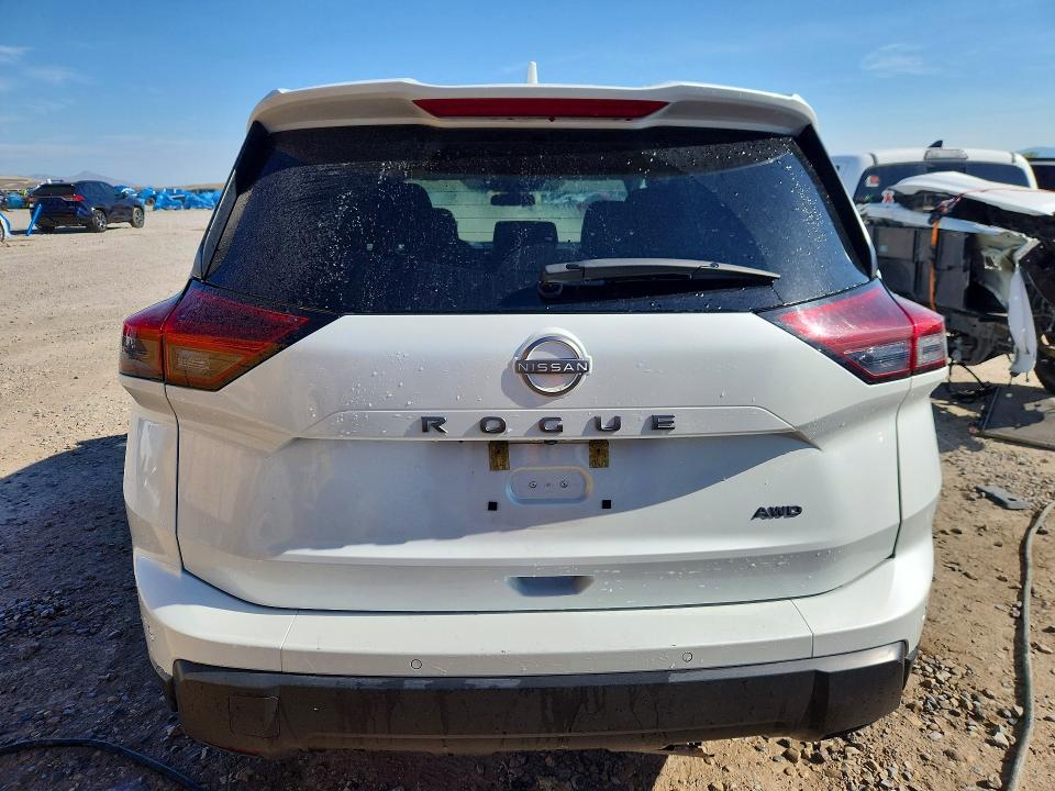 52881916 :رقم المزاد ، 5N1BT3BB1SC765988 vin ، 2025 Nissan Rogue مزاد بيع