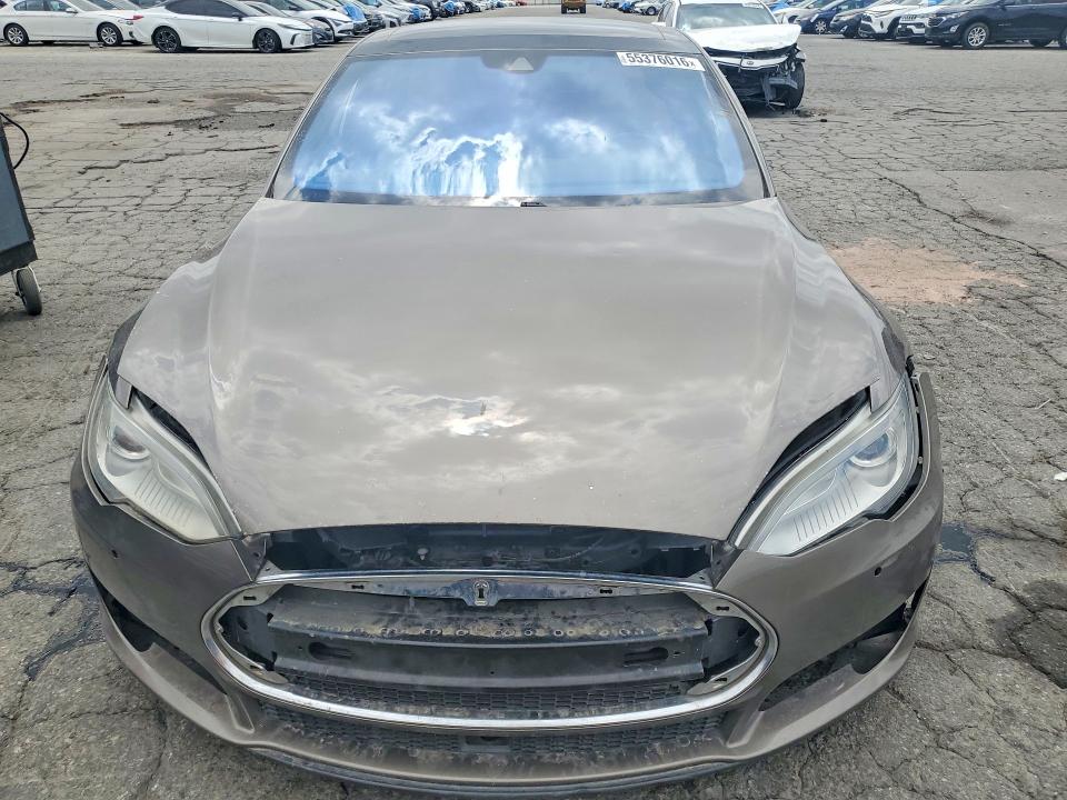 Auction sale of the 2016 Tesla Model S, vin: 5YJSA1E20GF123881, lot number: 55376016