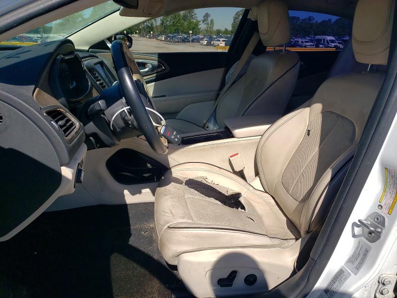 Продажа на аукционе авто 2016 Chrysler 200, vin: 1C3CCCCG3GN135361, номер лота: 51671526