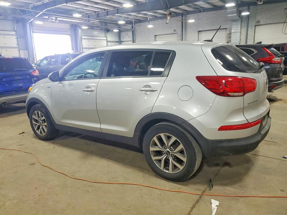 52733836 :رقم المزاد ، KNDPBCAC3G7836034 vin ، 2016 Kia Sportage مزاد بيع